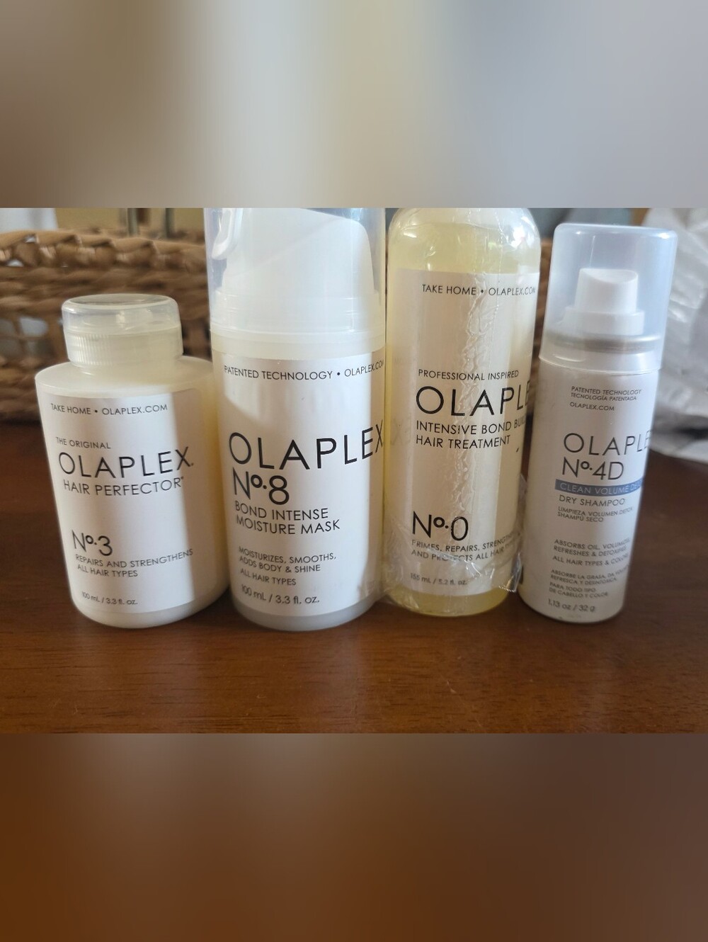NWT OLAPLEX 4-Piece Hair Repair Bundle: No. 0, No. 3, No. 8 & No. 4D